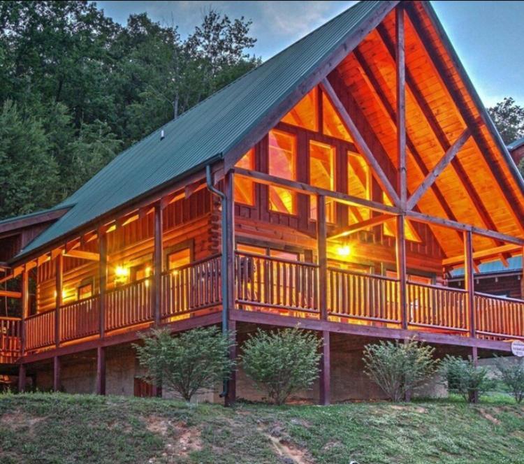 Solid Ground Lodge With Yard! Pigeon Forge Exterior foto